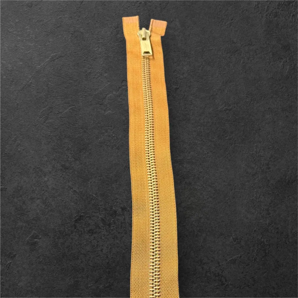 Carhartt zipper 2.webp