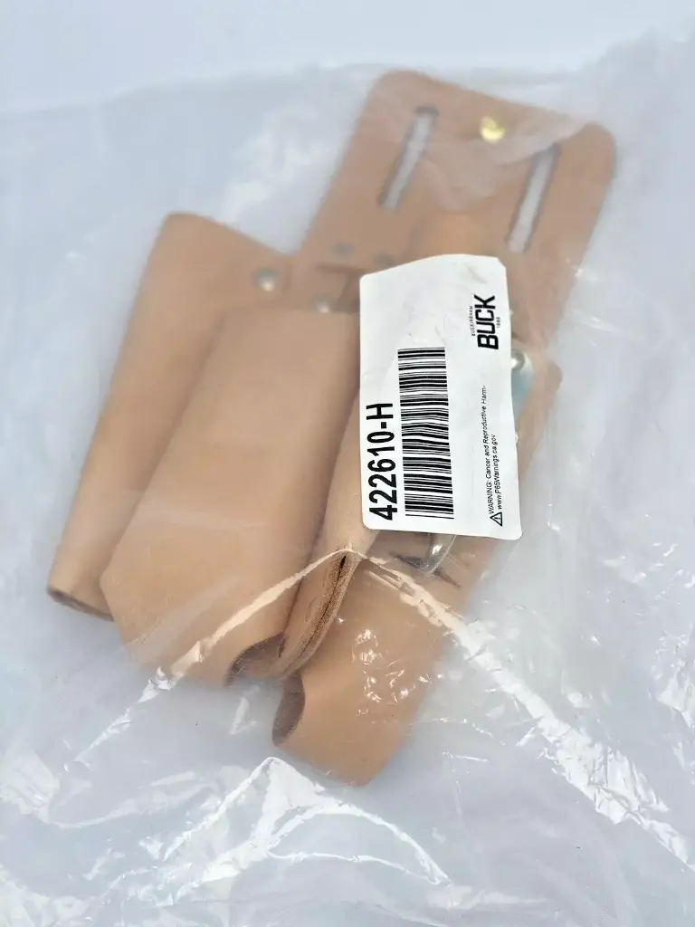 Buckingham 422610-H 4 Pocket Leather Bag w/Snap 