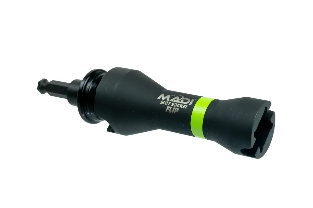 MADI-Compact Slot Socket Flip with Secure Lock Adapter SS-7